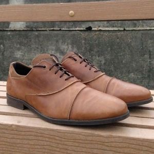 Bull Boxer Ashtyn Cap Toe slip-on Oxford